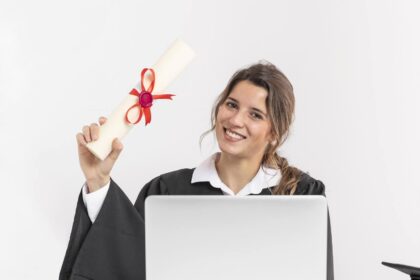 How IIM Mumbai’s PG Diploma Programs Bridge the Gap Between Industry Needs and Management Skills